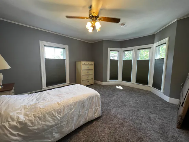 $2,100 | 9 Salem Street, Unit A, Exeter, NH 03833