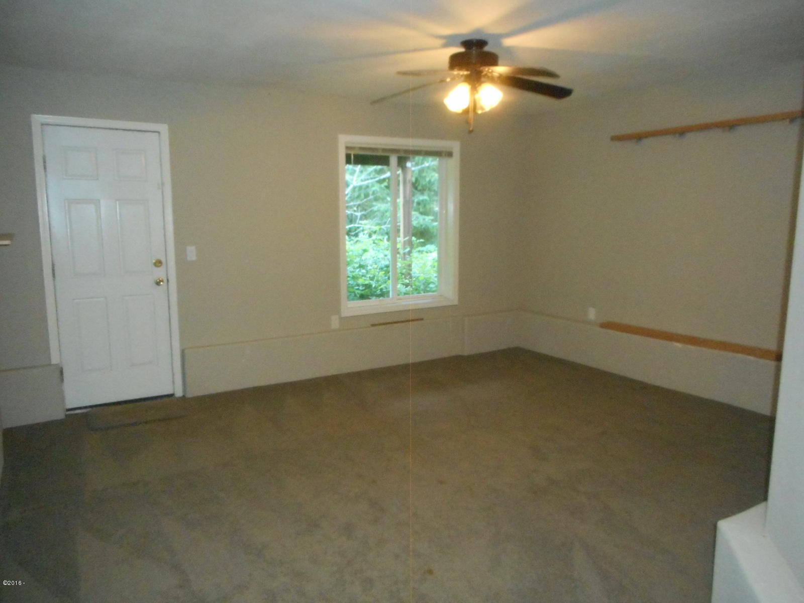 4306 South Schooner Creek Road Lincoln City, OR 97367 - Photo 15 of 22 Office