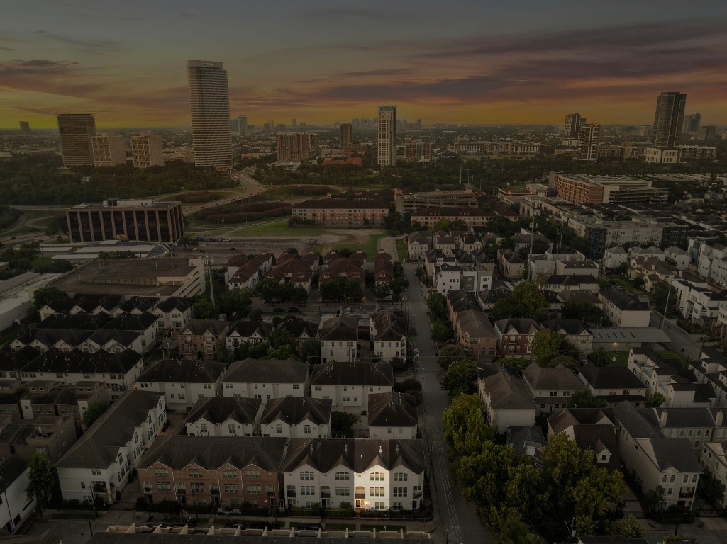 3929 Floyd Street Houston, TX 77007 - Photo 35 of 42 Capture the vibrant Houston lifestyle with this stunning aerial perspective, highlighting 3929 Floyd St’s enviable location near the Galleria, Downtown, and Memorial Park. Enjoy walkability to prime dining, retail, and entertainment, all set within a desirable community setting.