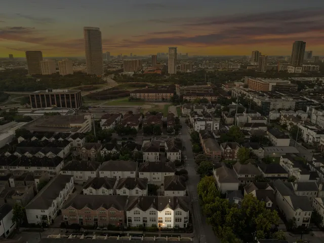 $429,000 | 3929 Floyd Street, Houston, TX 77007