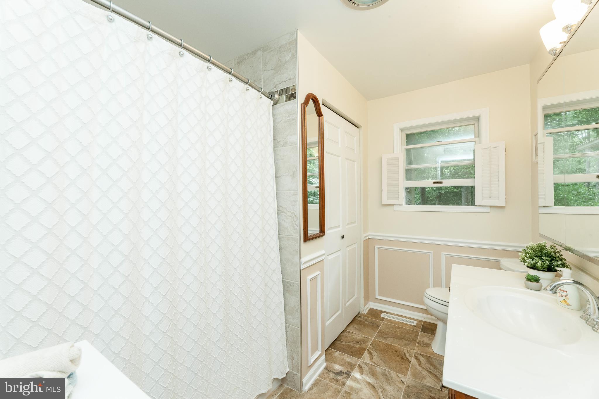 43355 Medleys Neck Road Leonardtown, MD 20650 - Photo 16 of 47 Full Hall Bath