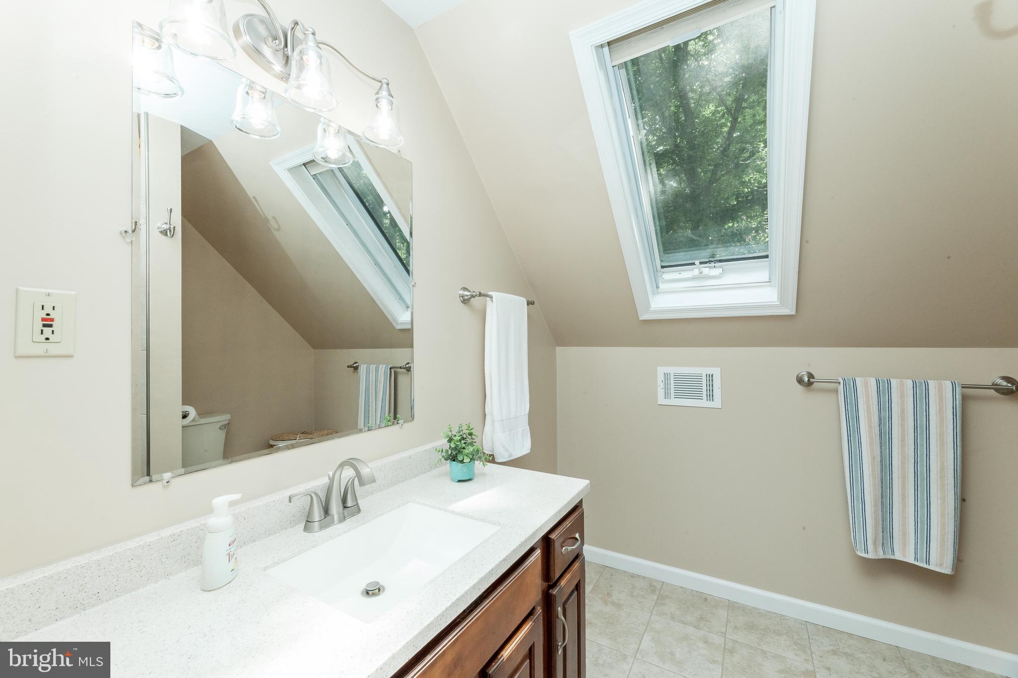 43355 Medleys Neck Road Leonardtown, MD 20650 - Photo 31 of 47 Primary Bathroom