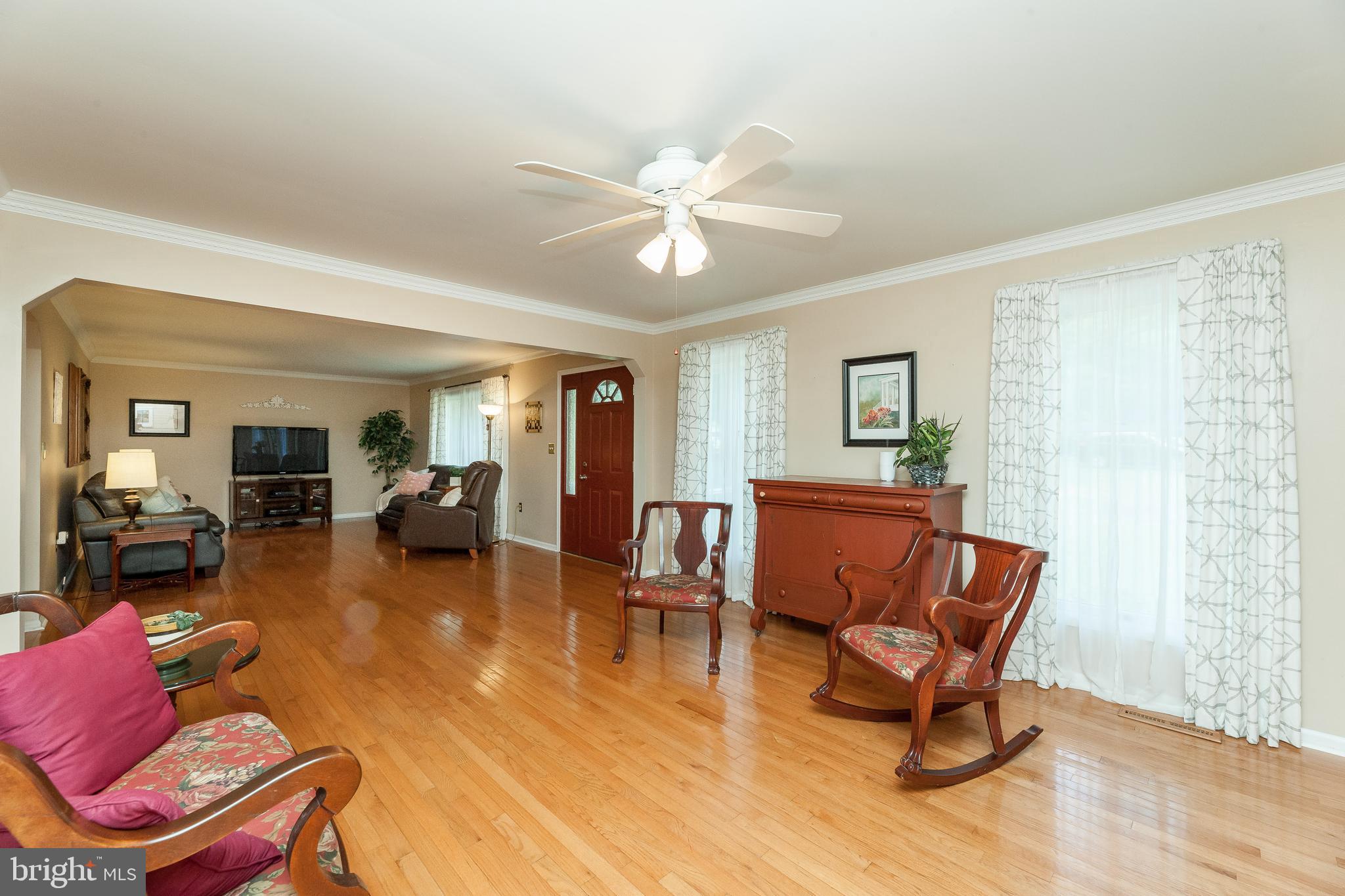 43355 Medleys Neck Road Leonardtown, MD 20650 - Photo 9 of 47 Family Room