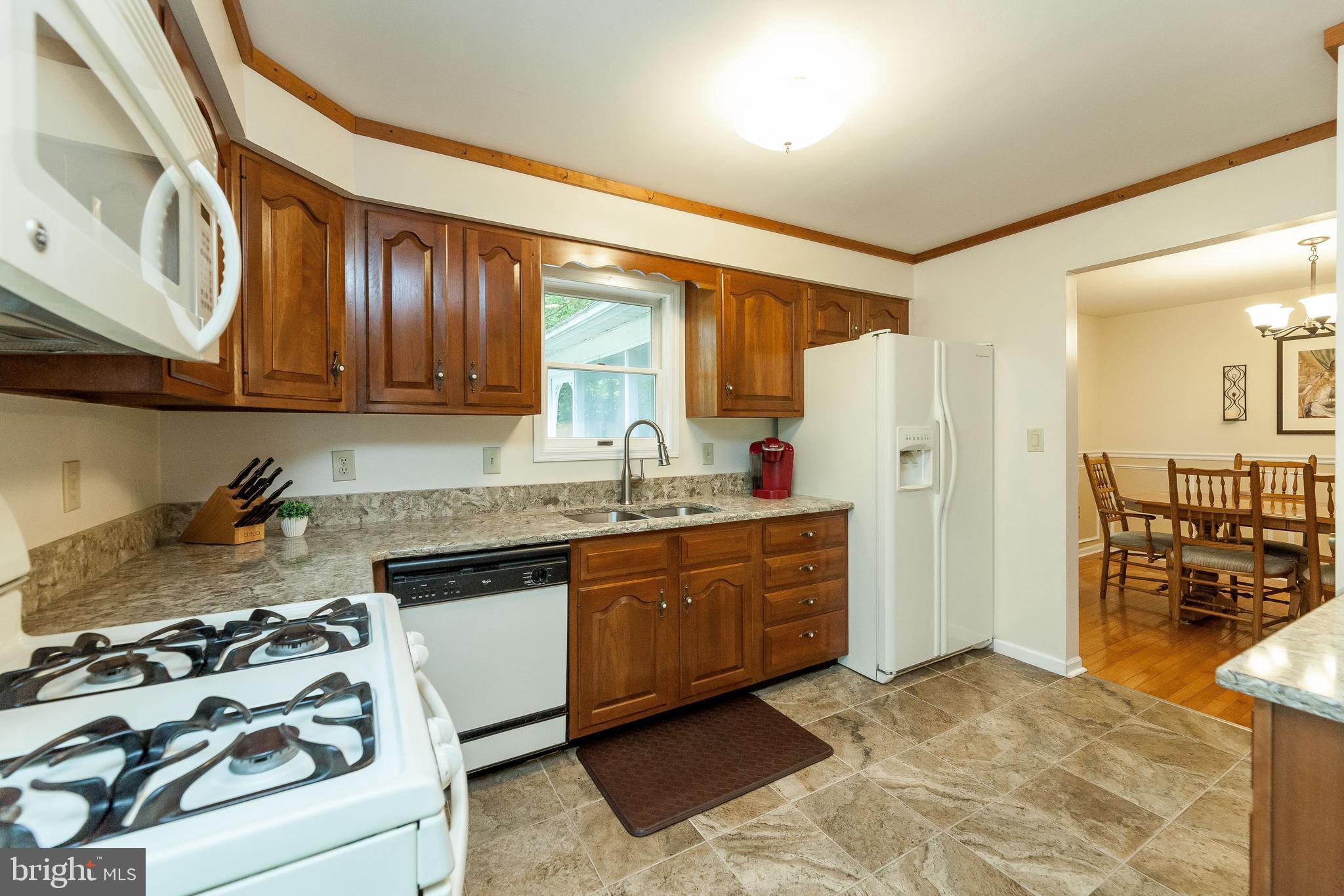 43355 Medleys Neck Road Leonardtown, MD 20650 - Photo 10 of 47 Kitchen