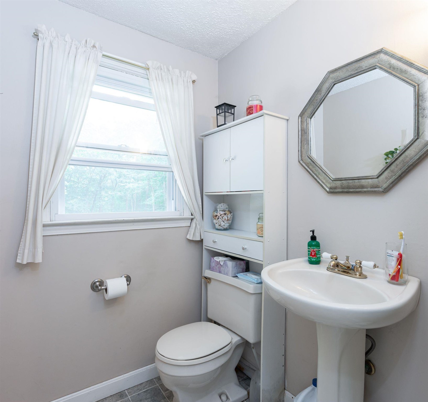 11 L Pingree Hill Road, Unit L Derry, NH 03038 - Photo 14 of 40
