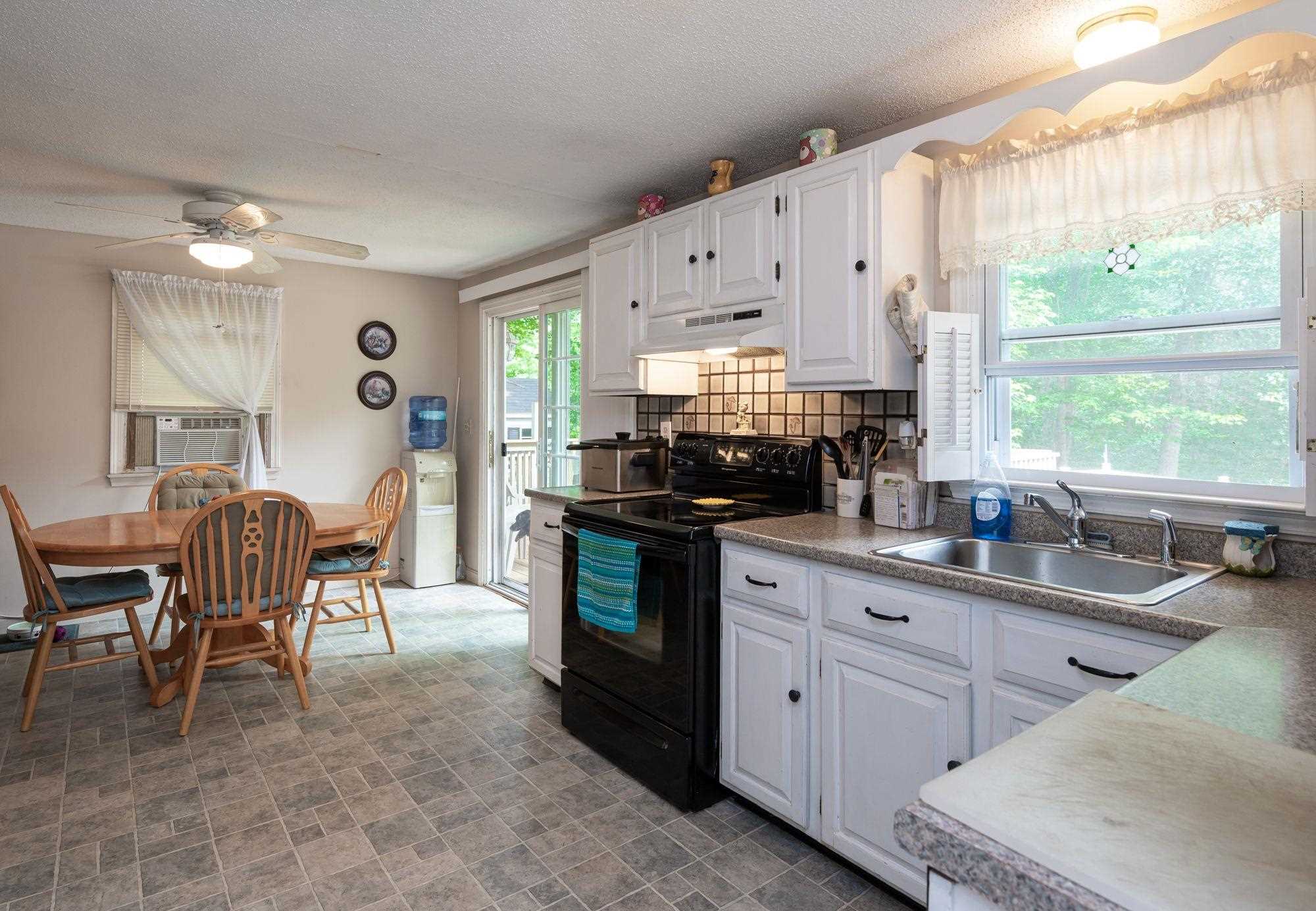11 L Pingree Hill Road, Unit L Derry, NH 03038 - Photo 10 of 40