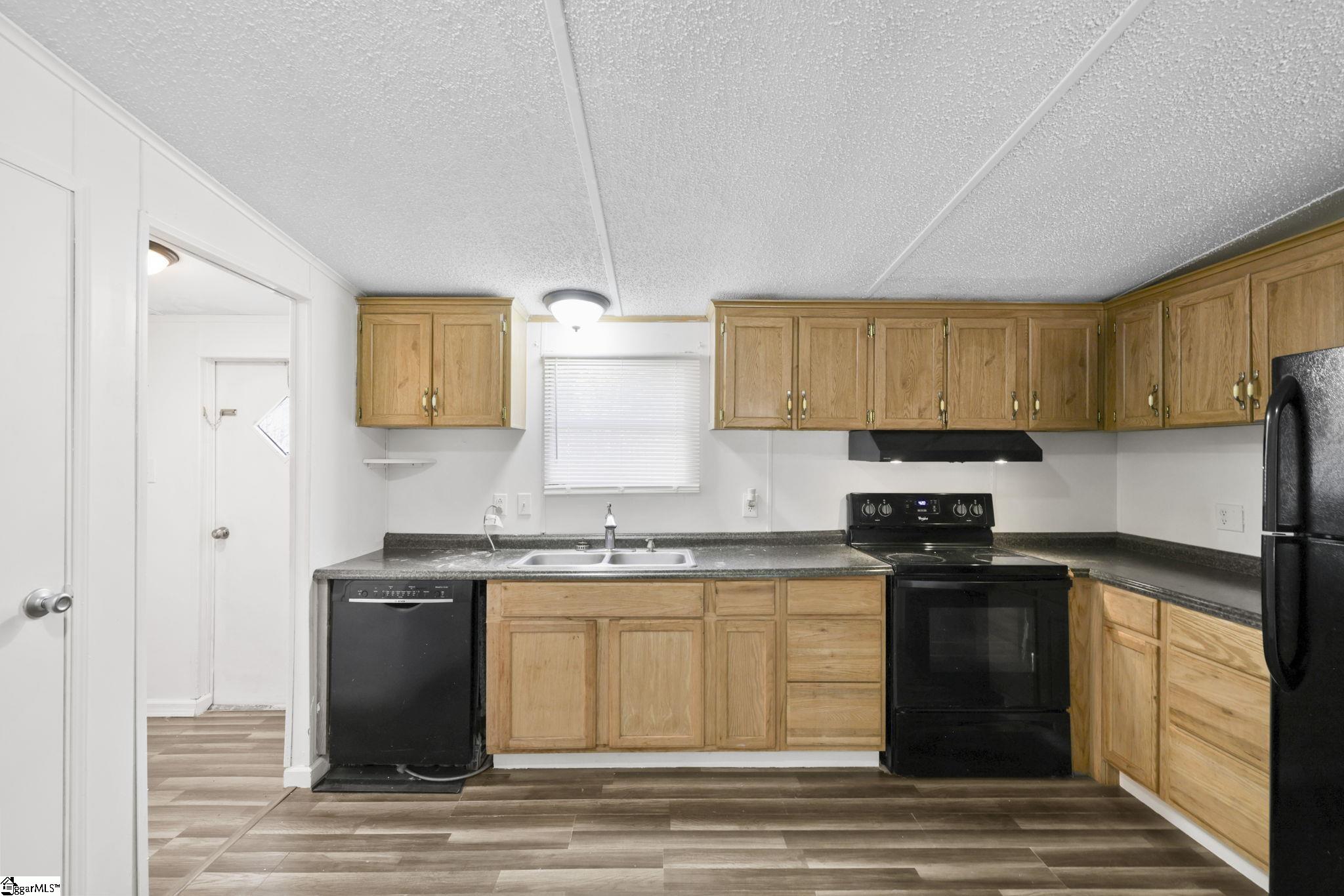 115 Rabbit Trail Easley, SC 29642 - Photo 8 of 33 Gallery Image 8