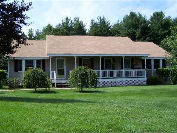 63 Pelham Road Hudson, NH 03051 - Photo 1 of 5 Gallery Image 1