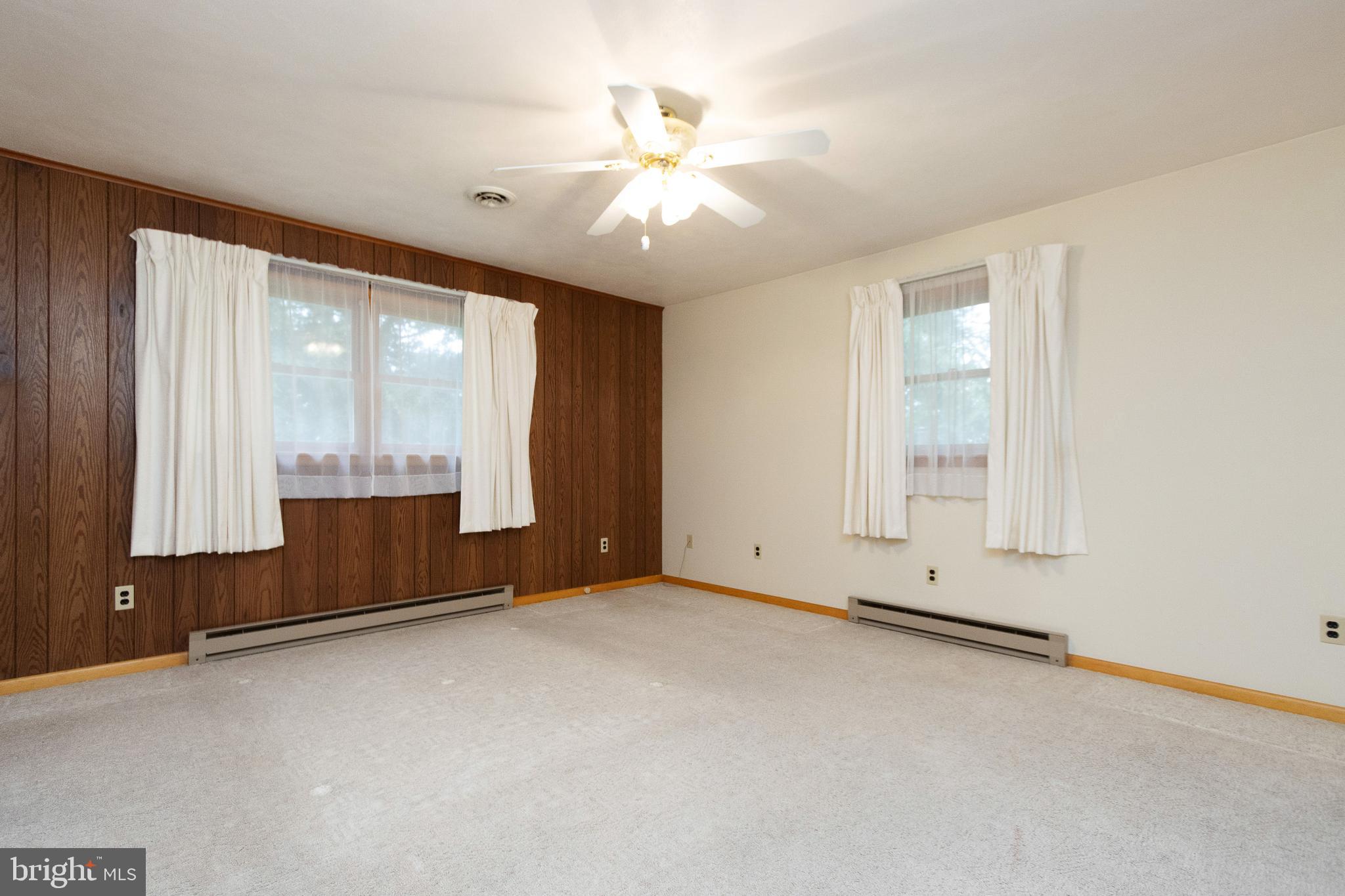 2621 Coon Club Road Westminster, MD 21157 - Photo 23 of 55 Primary Bedroom