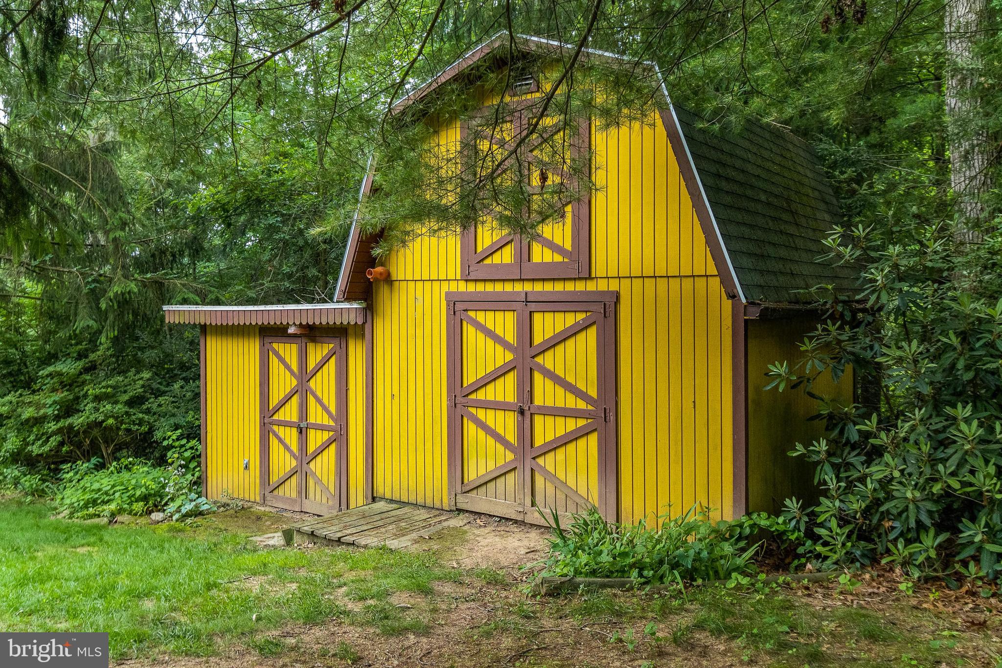 2621 Coon Club Road Westminster, MD 21157 - Photo 53 of 55 Shed in back yard