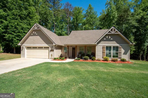 $290,000 | 129 Wellington Drive, LaGrange, GA 30241