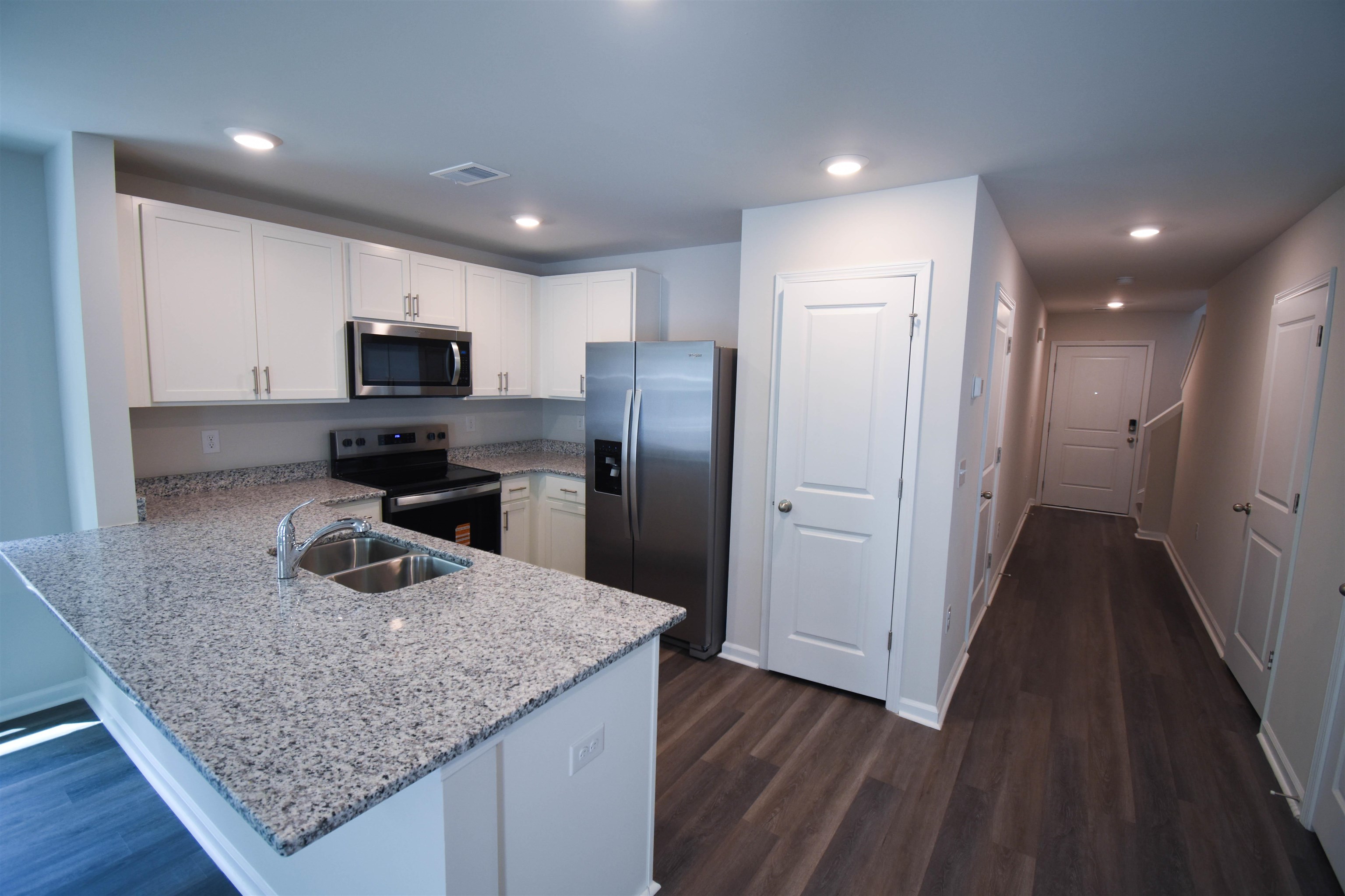 619 Golden Resin Road Conway, SC 29526 - Photo 4 of 11
