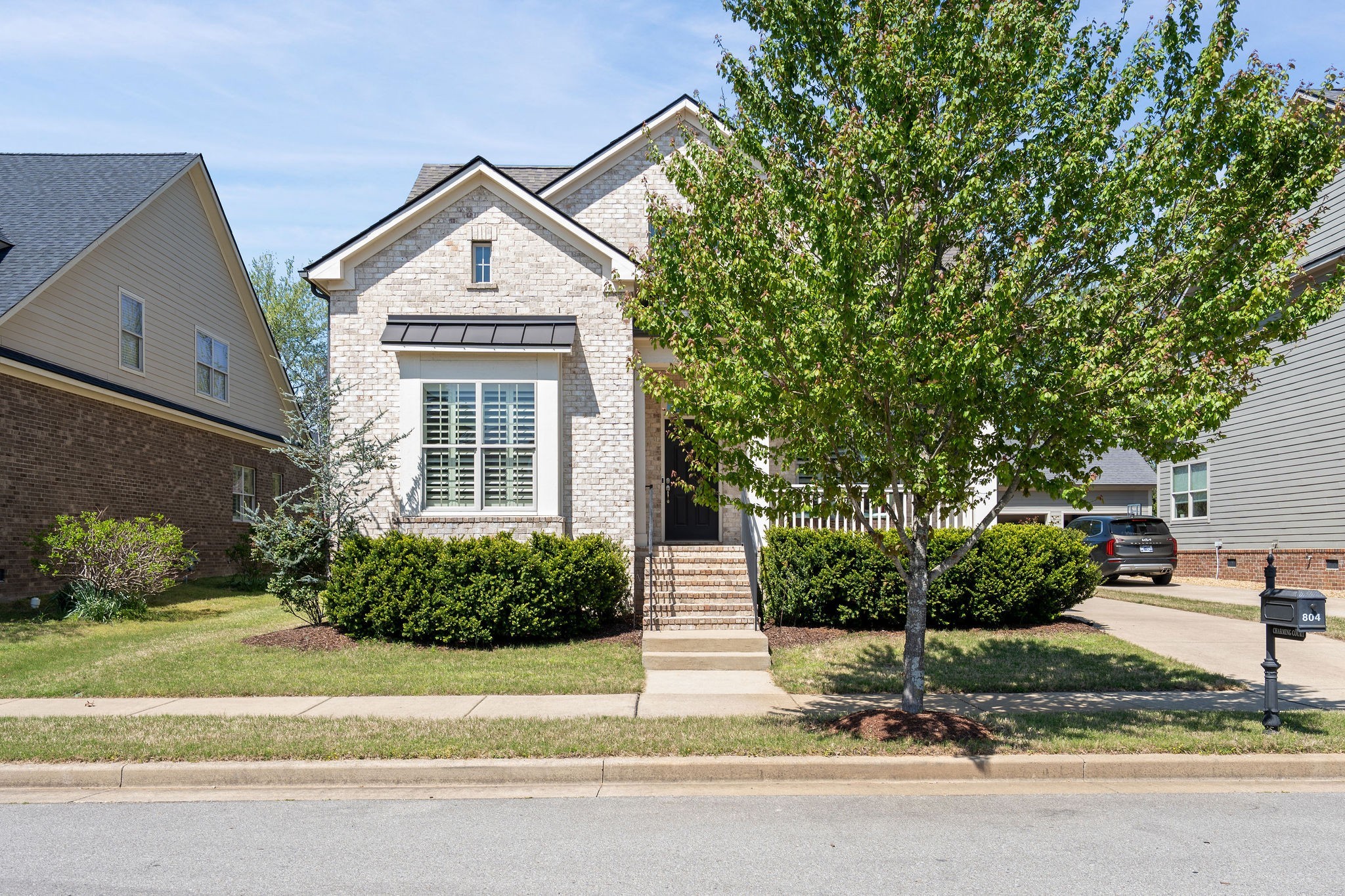 804 Charming Court Franklin, TN 37064 - Photo 3 of 48