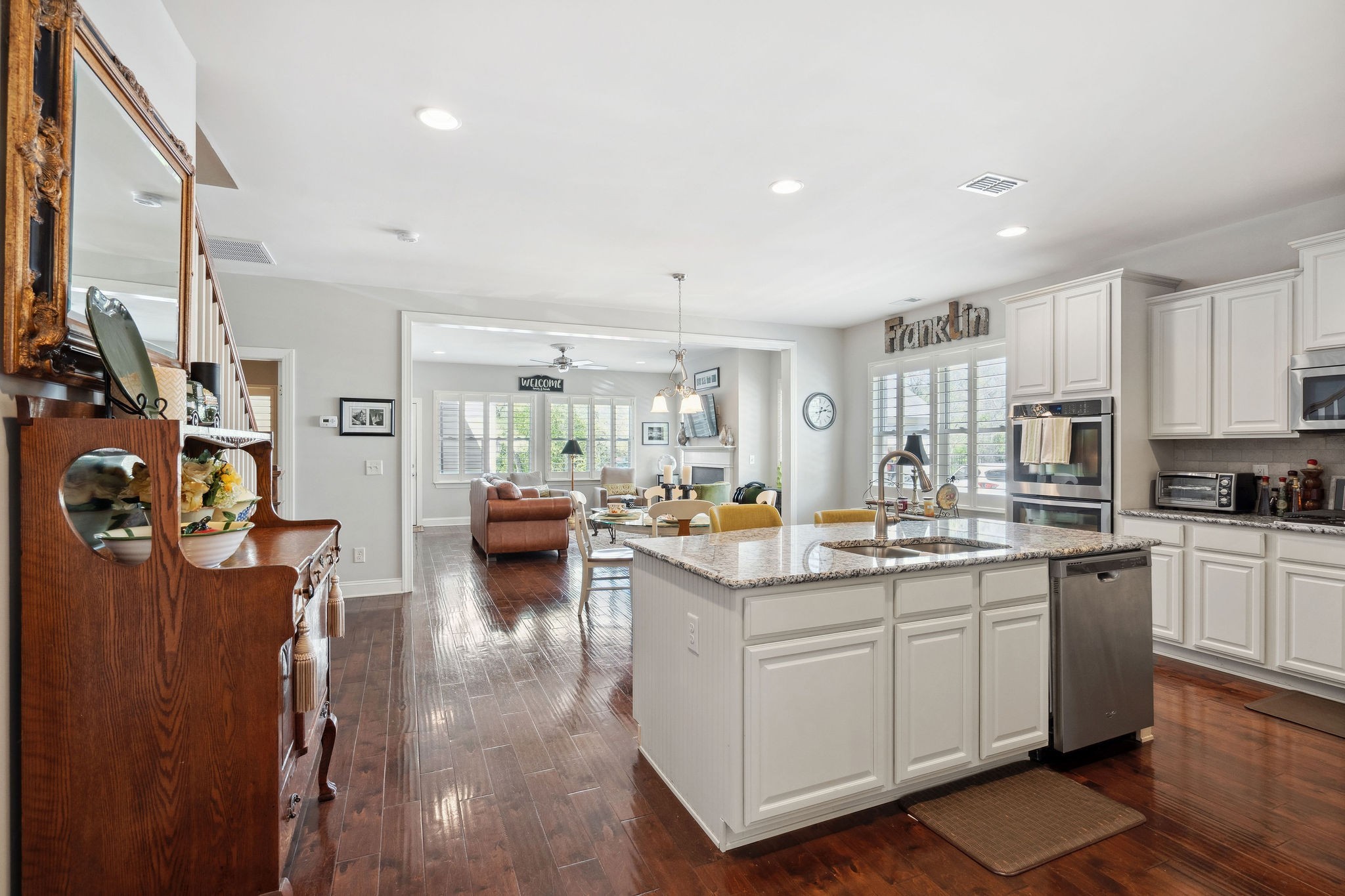 804 Charming Court Franklin, TN 37064 - Photo 6 of 48