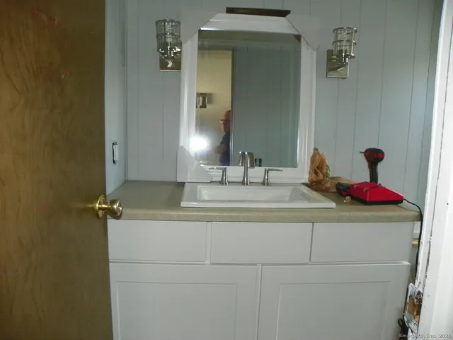 $1,195 | 20 Woodland Drive, Waterford, CT 06385