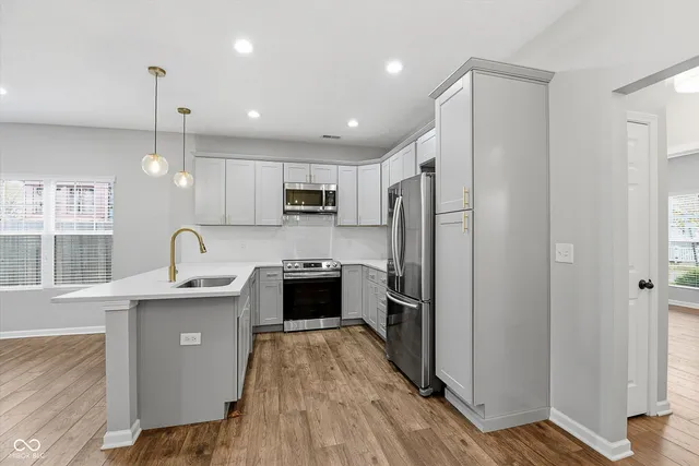 $2,400 | Undisclosed Address, Indianapolis, IN 46201