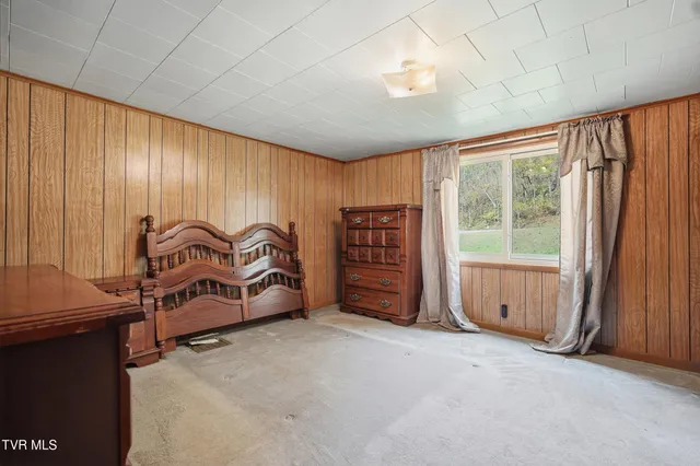 $125,000 | 613 Turkey Branch, Clinchco, VA 24226