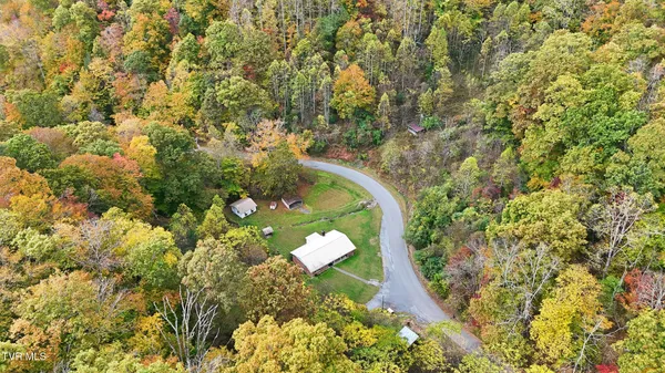 $125,000 | 613 Turkey Branch, Clinchco, VA 24226
