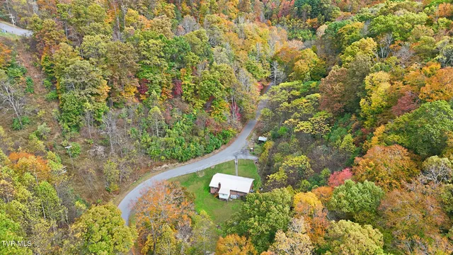 $125,000 | 613 Turkey Branch, Clinchco, VA 24226