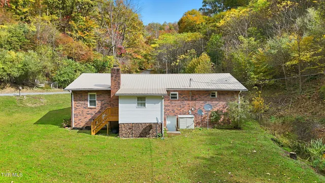 $125,000 | 613 Turkey Branch, Clinchco, VA 24226