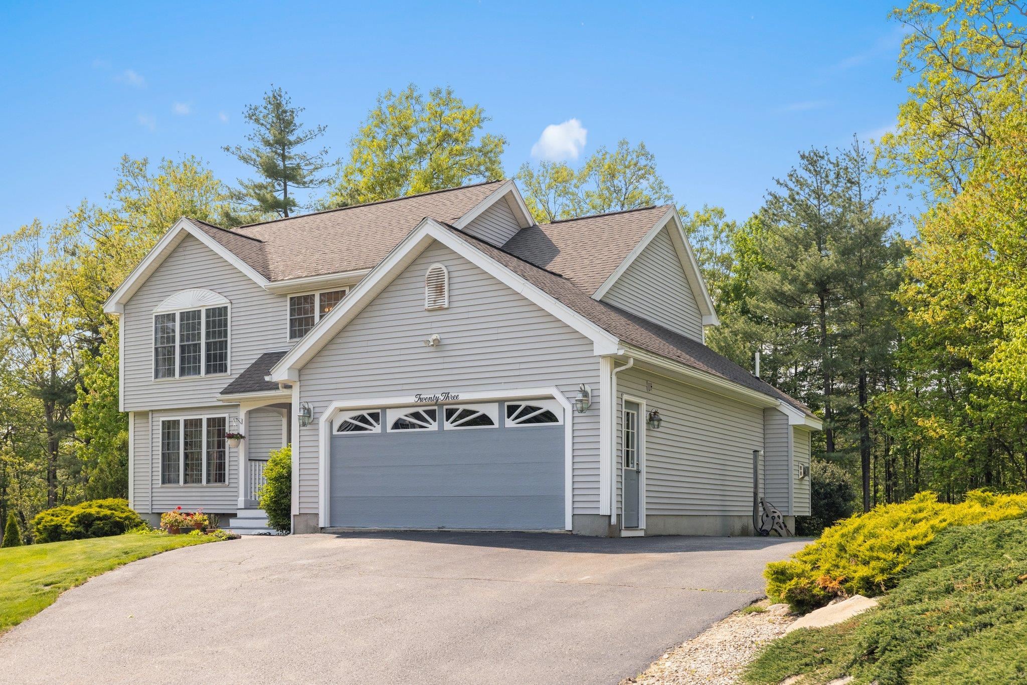 23 Hampton Street Concord, NH 03301 - Photo 2 of 40