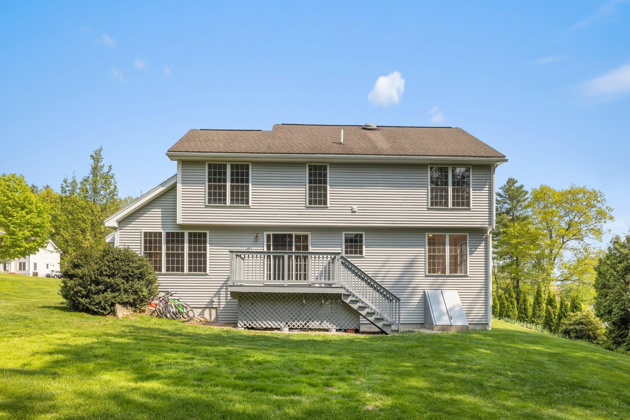 23 Hampton Street Concord, NH 03301 - Photo 4 of 40