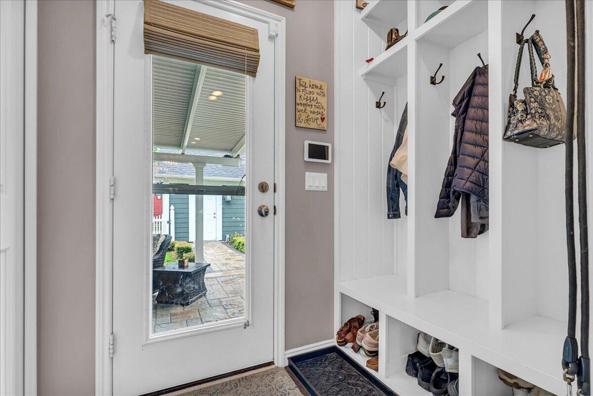 303 Terry Avenue Rochester, MI 48307 - Photo 17 of 45 22-25-DSC03706