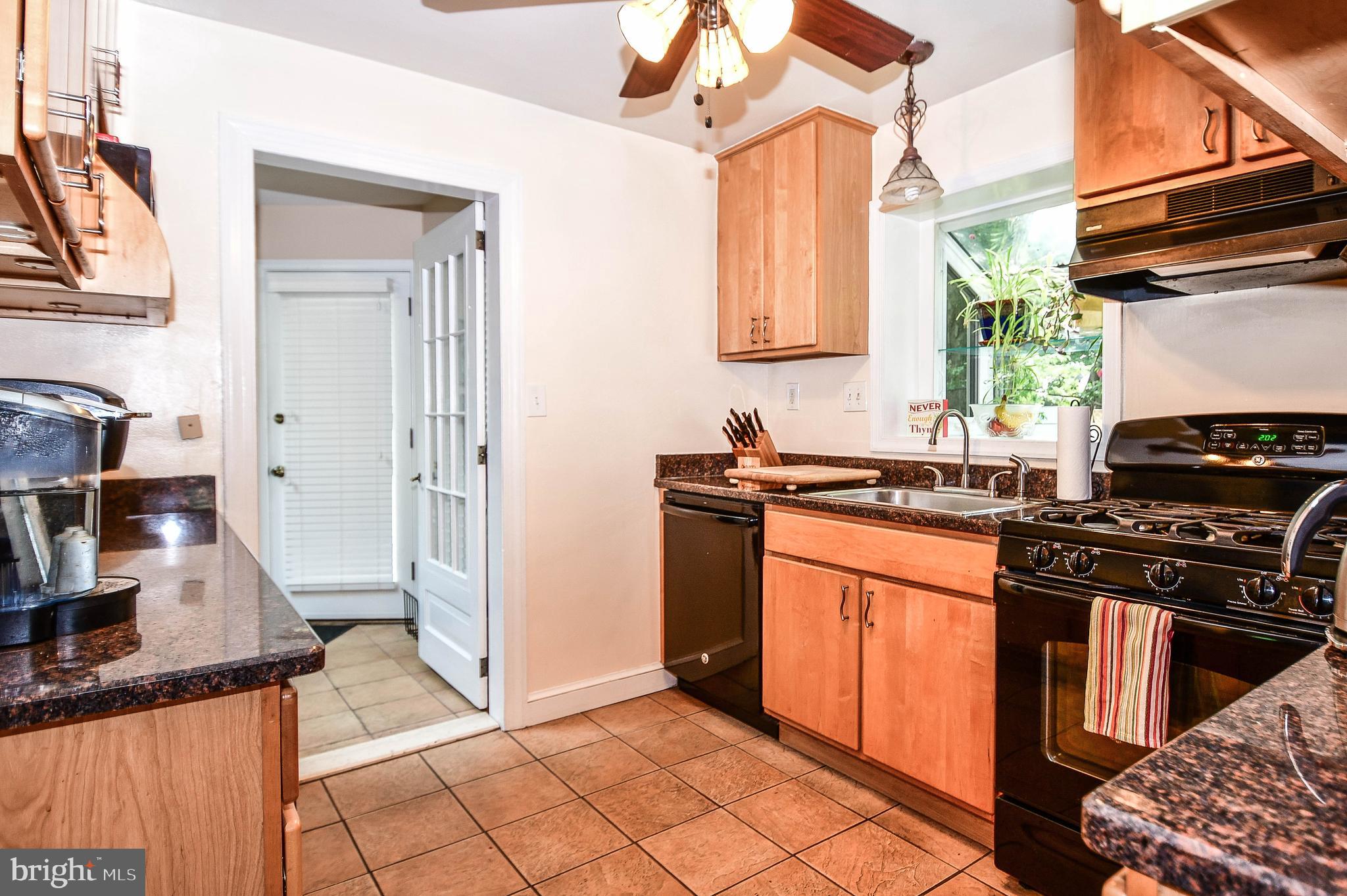 2000 Osborn Drive Silver Spring, MD 20910 - Photo 5 of 24