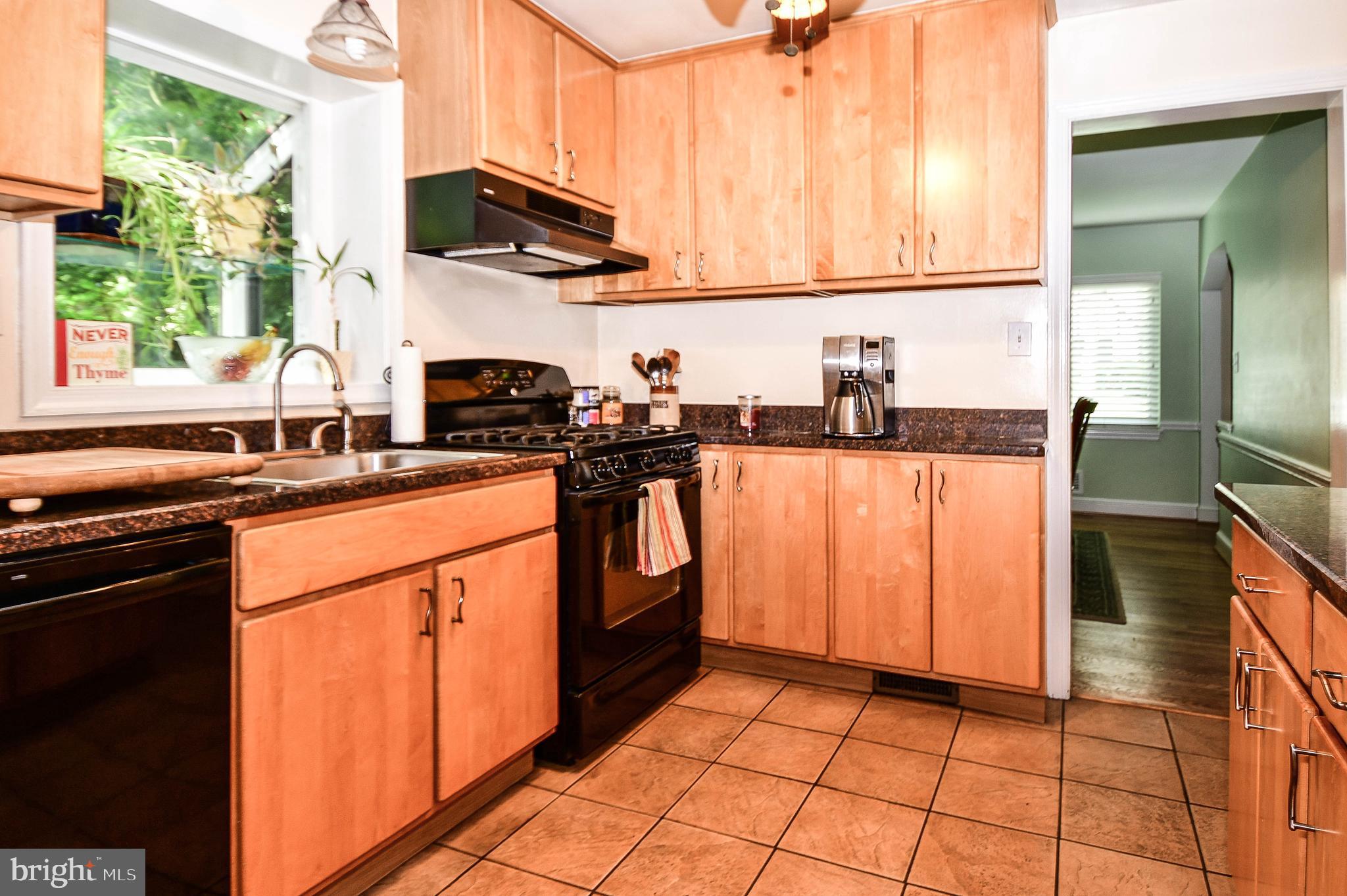2000 Osborn Drive Silver Spring, MD 20910 - Photo 6 of 24