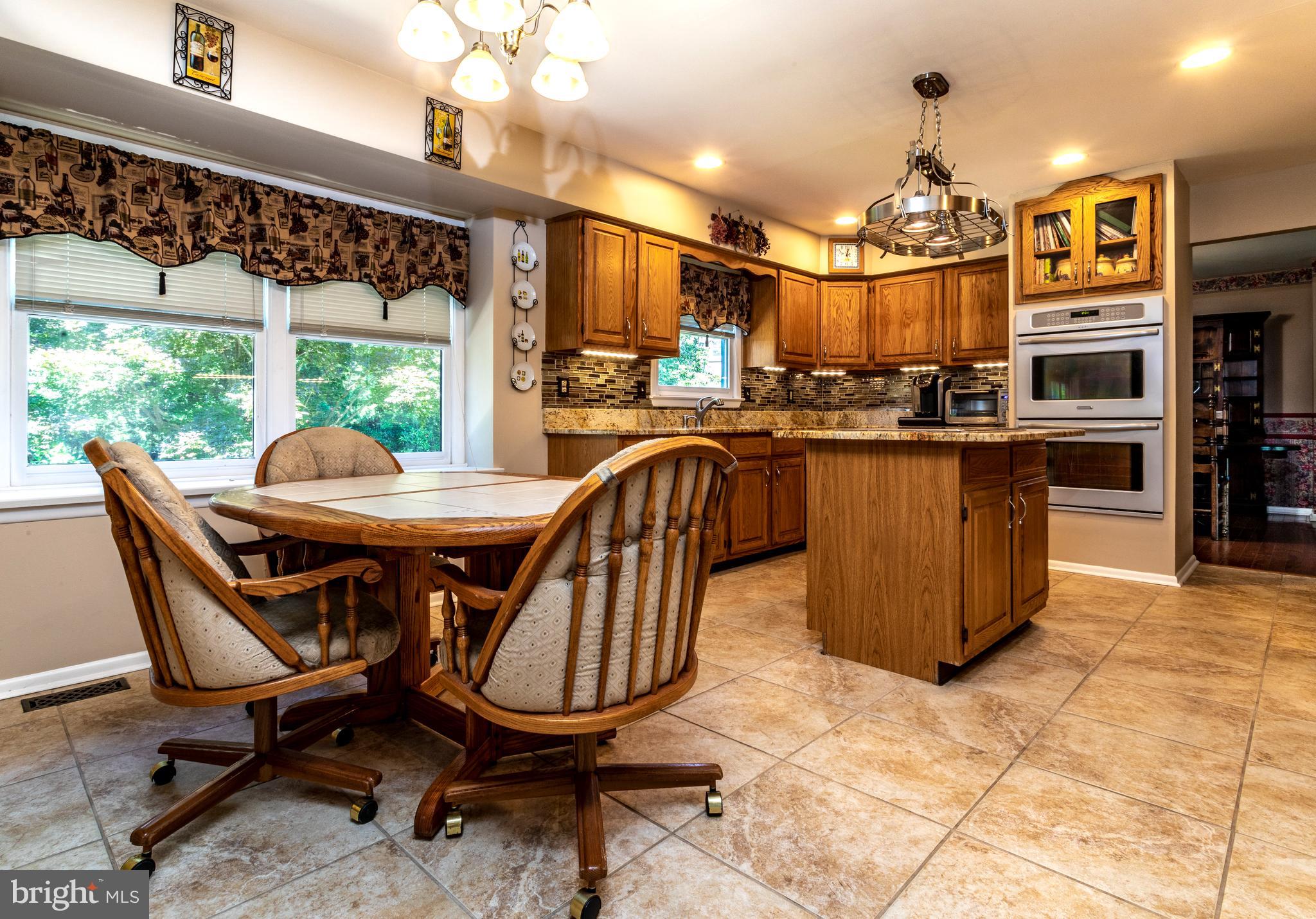 2 Radcliff Court Sicklerville, NJ 08081 - Photo 12 of 40