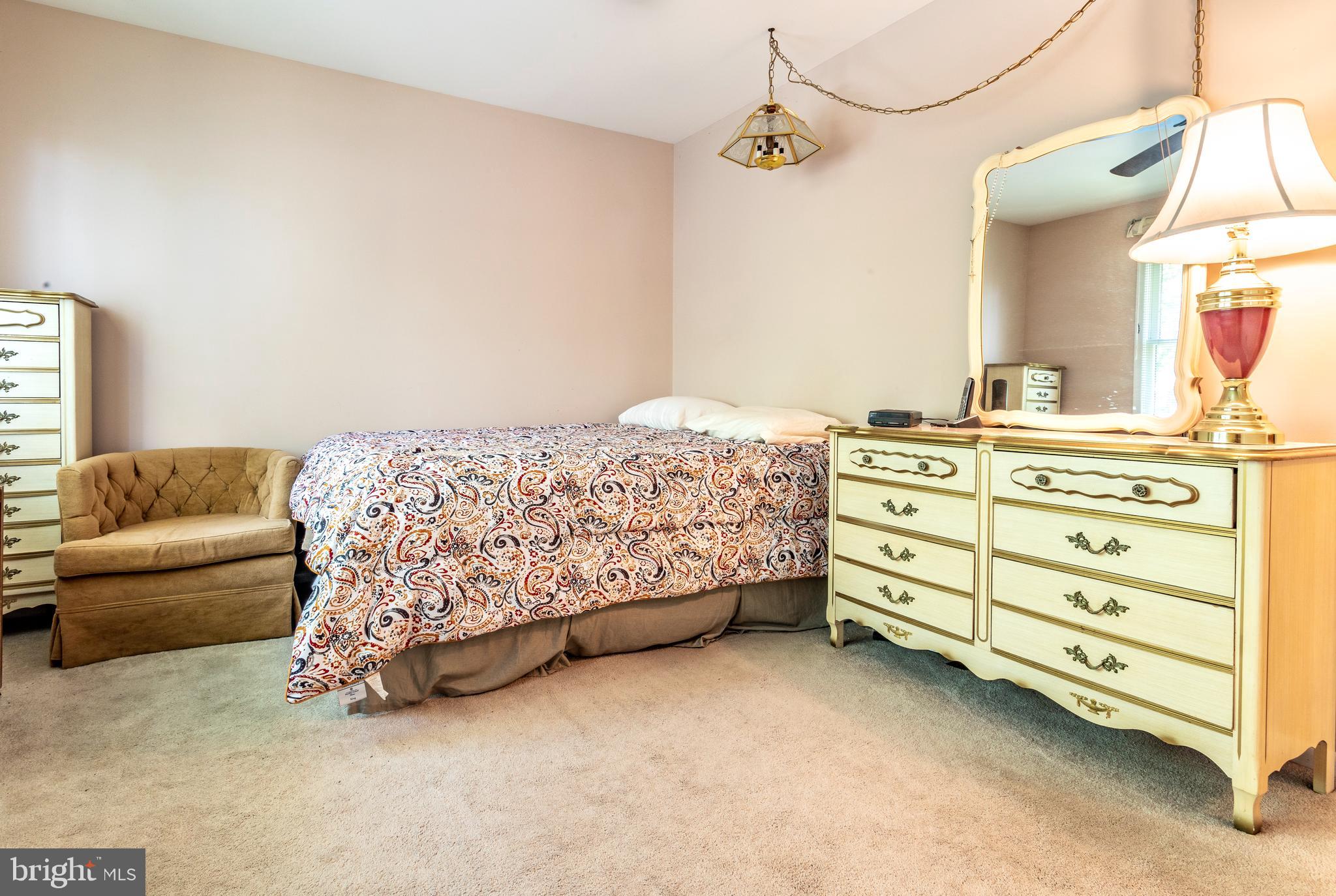 2 Radcliff Court Sicklerville, NJ 08081 - Photo 33 of 40