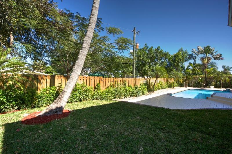 1311 Northwest 2nd Circle Boca Raton, FL 33432 - Photo 22 of 24 Backyard_With_Pool_2