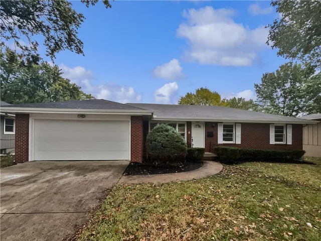 $239,000 | 2011 North 49 Terrace, Kansas City, KS 66104