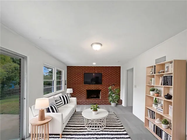 $239,000 | 2011 North 49 Terrace, Kansas City, KS 66104