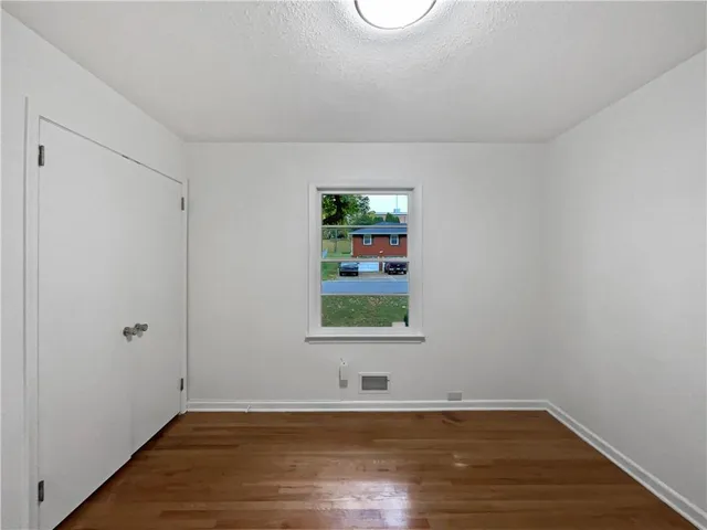 $239,000 | 2011 North 49 Terrace, Kansas City, KS 66104