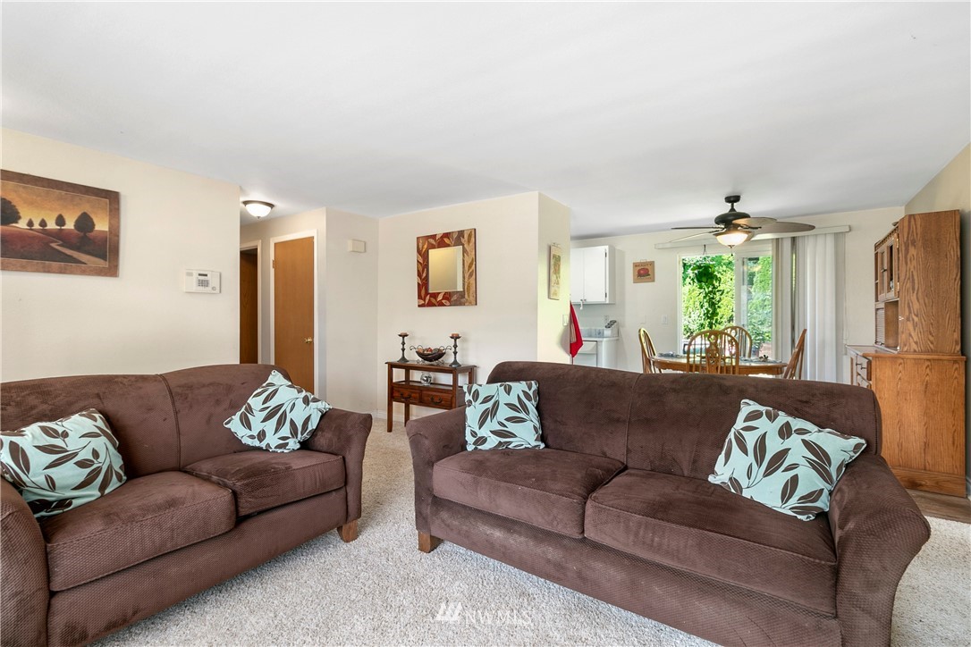 10030 Montana Road Everett, WA 98204 - Photo 5 of 22 Gallery Image 5