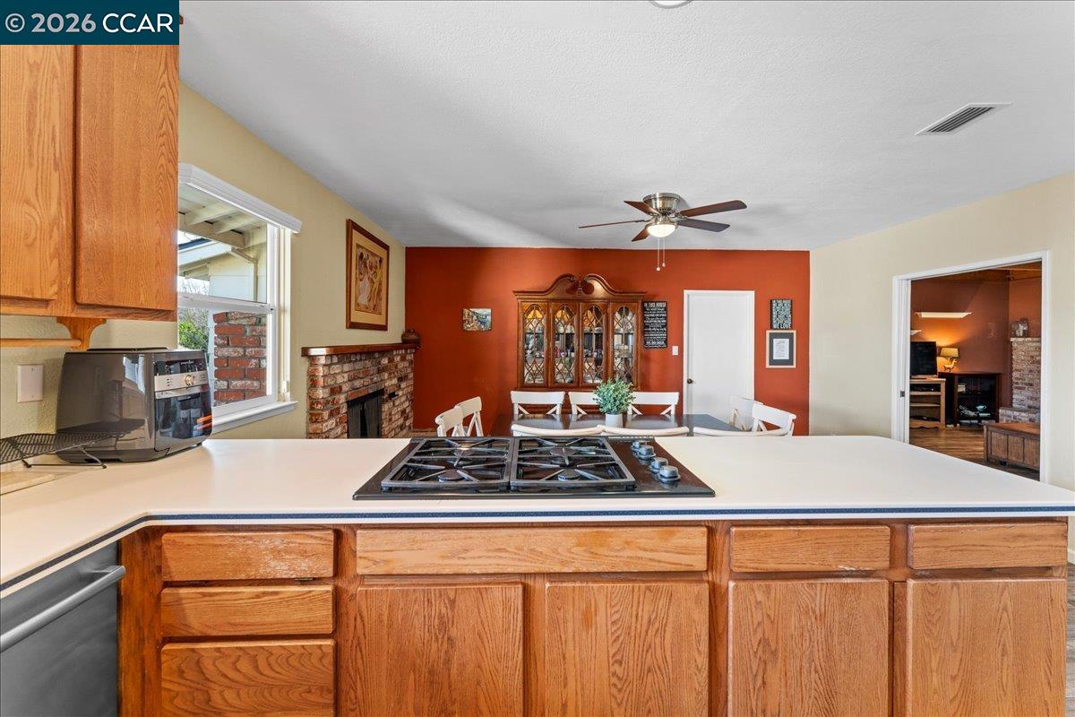 1775 Leewood Way Concord, CA 94521 - Photo 15 of 53