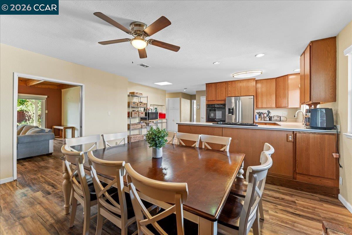 1775 Leewood Way Concord, CA 94521 - Photo 19 of 53