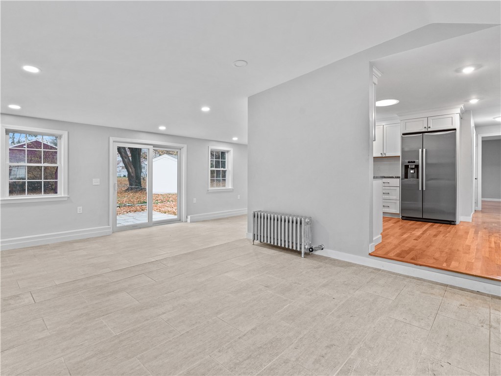 81 Algonquin Road East Providence, RI 02916 - Photo 14 of 29 Gallery Image 14