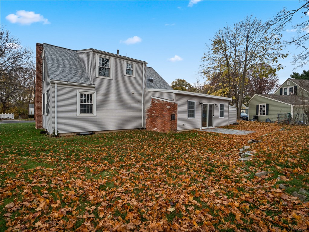 81 Algonquin Road East Providence, RI 02916 - Photo 23 of 29 Gallery Image 23