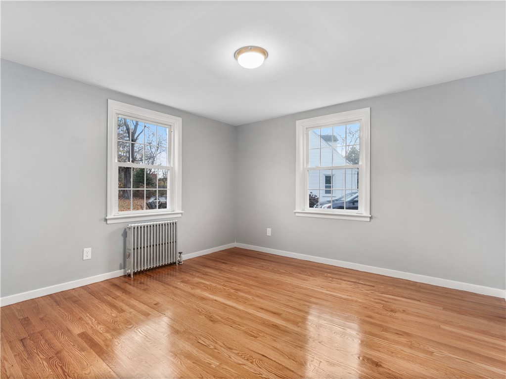 81 Algonquin Road East Providence, RI 02916 - Photo 9 of 29 Gallery Image 9