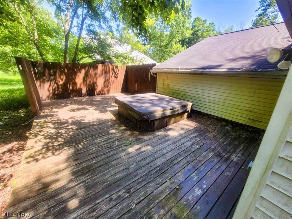 109 Harper Road Streetsboro, OH 44241 - Photo 25 of 28 View of deck