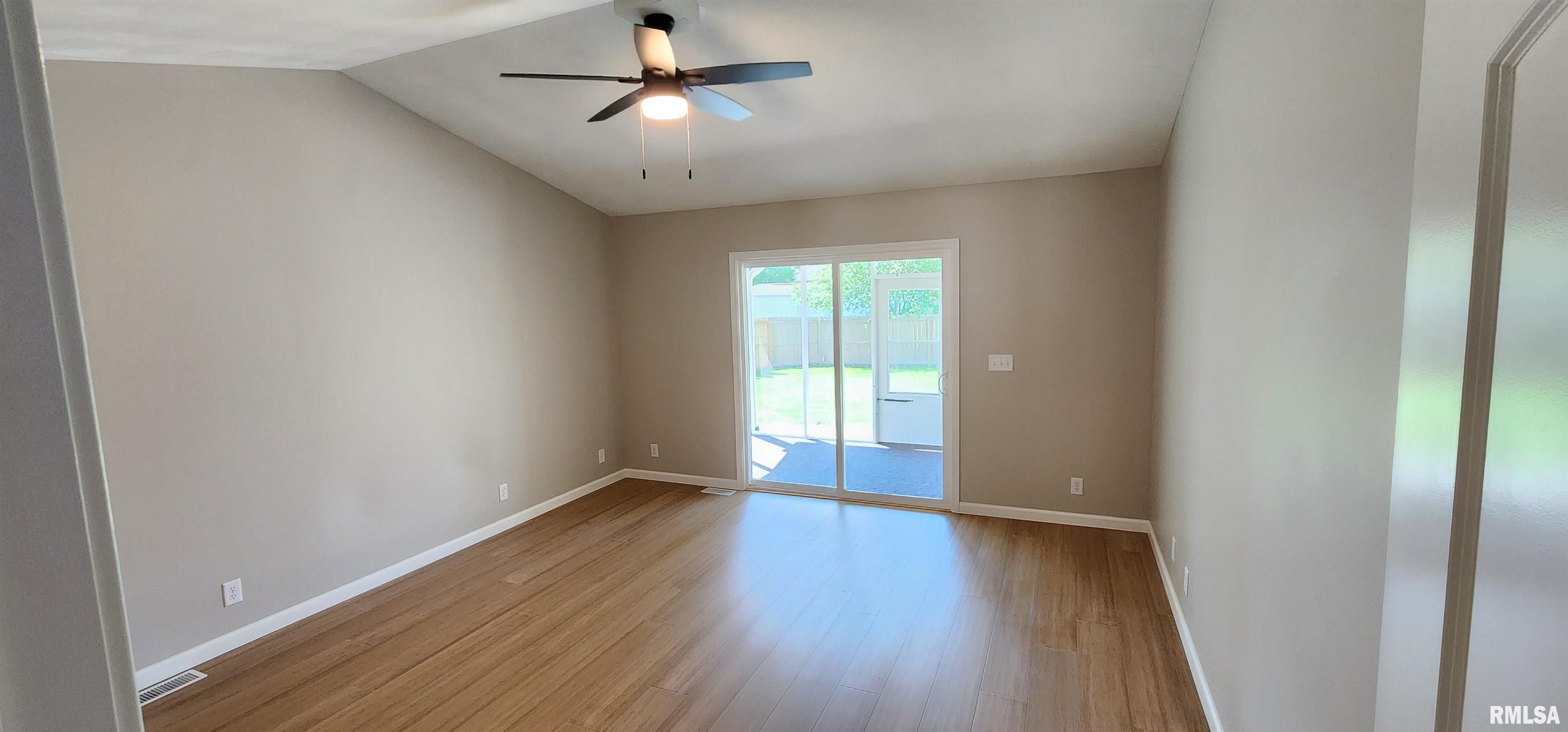 1120 Bridle Path Lane Springfield, IL 62712 - Photo 14 of 50