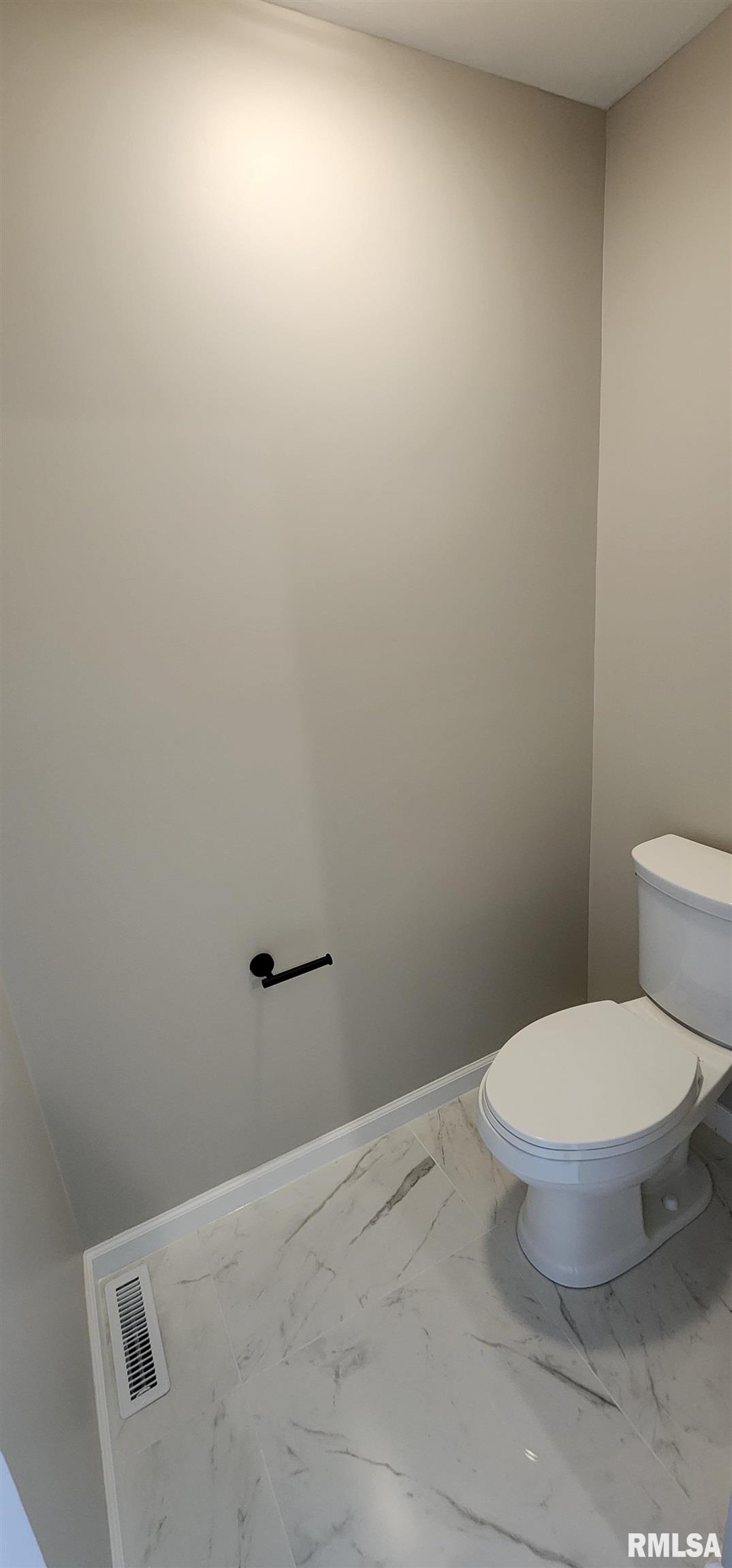 1120 Bridle Path Lane Springfield, IL 62712 - Photo 21 of 50
