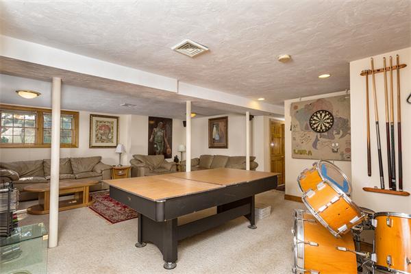 11 Ingleside Road Lexington, MA 02420 - Photo 16 of 19 Gallery Image 16