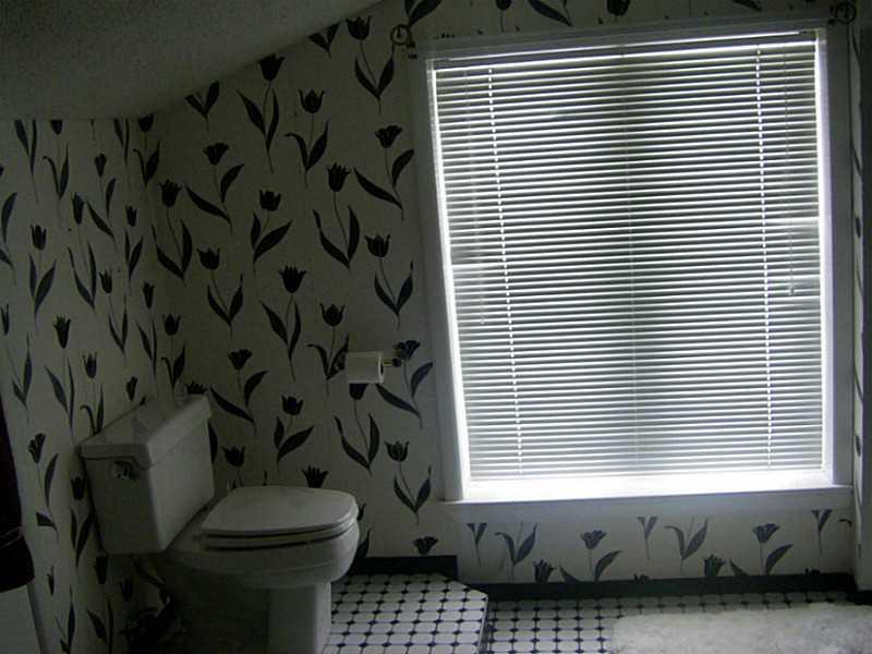 1011 Burchfield Road Allison Park, PA 15101 - Photo 15 of 22 Full Bath.