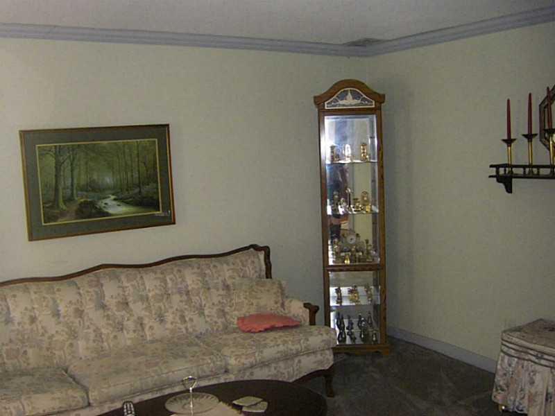 1011 Burchfield Road Allison Park, PA 15101 - Photo 20 of 22 Family Room.