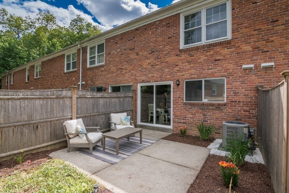 1175 Dickinson Street, Unit 1175 Springfield, MA 01108 - Photo 20 of 31