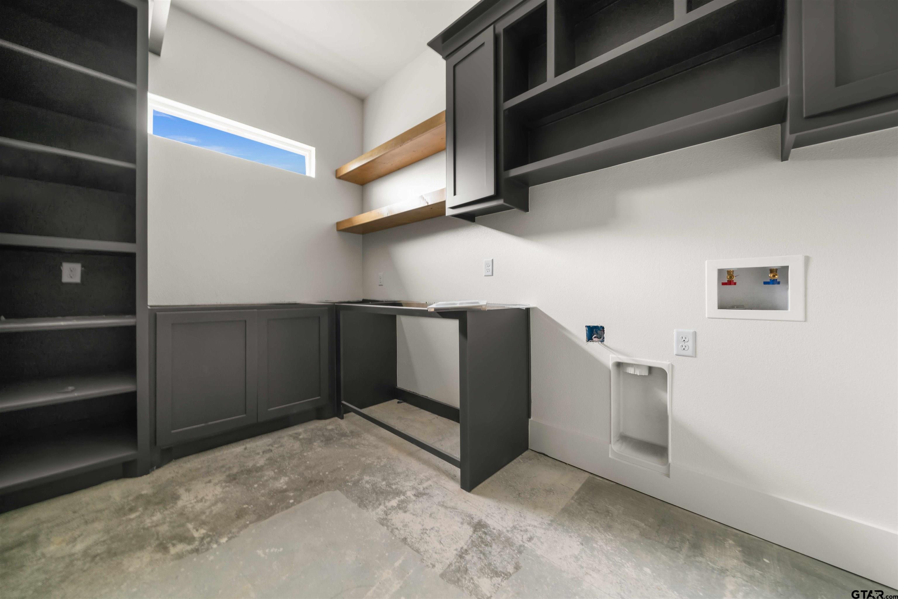 15050 7 League Road Tyler, TX 75703 - Photo 23 of 35 a view of cabinets