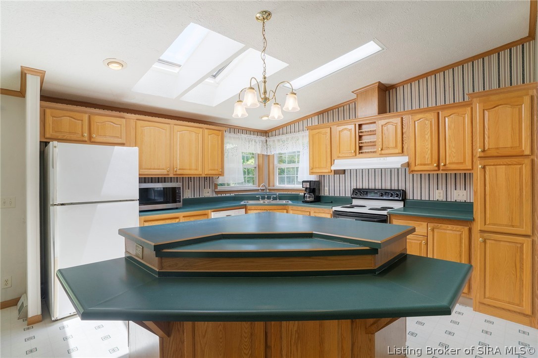 5271 South Davis Road Lexington, IN 47138 - Photo 13 of 49